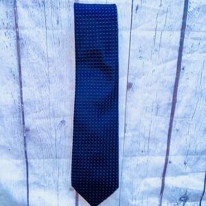 NWOT Men’s Donald J Trump Navy Blue Checkered Small Dot Neck Tie